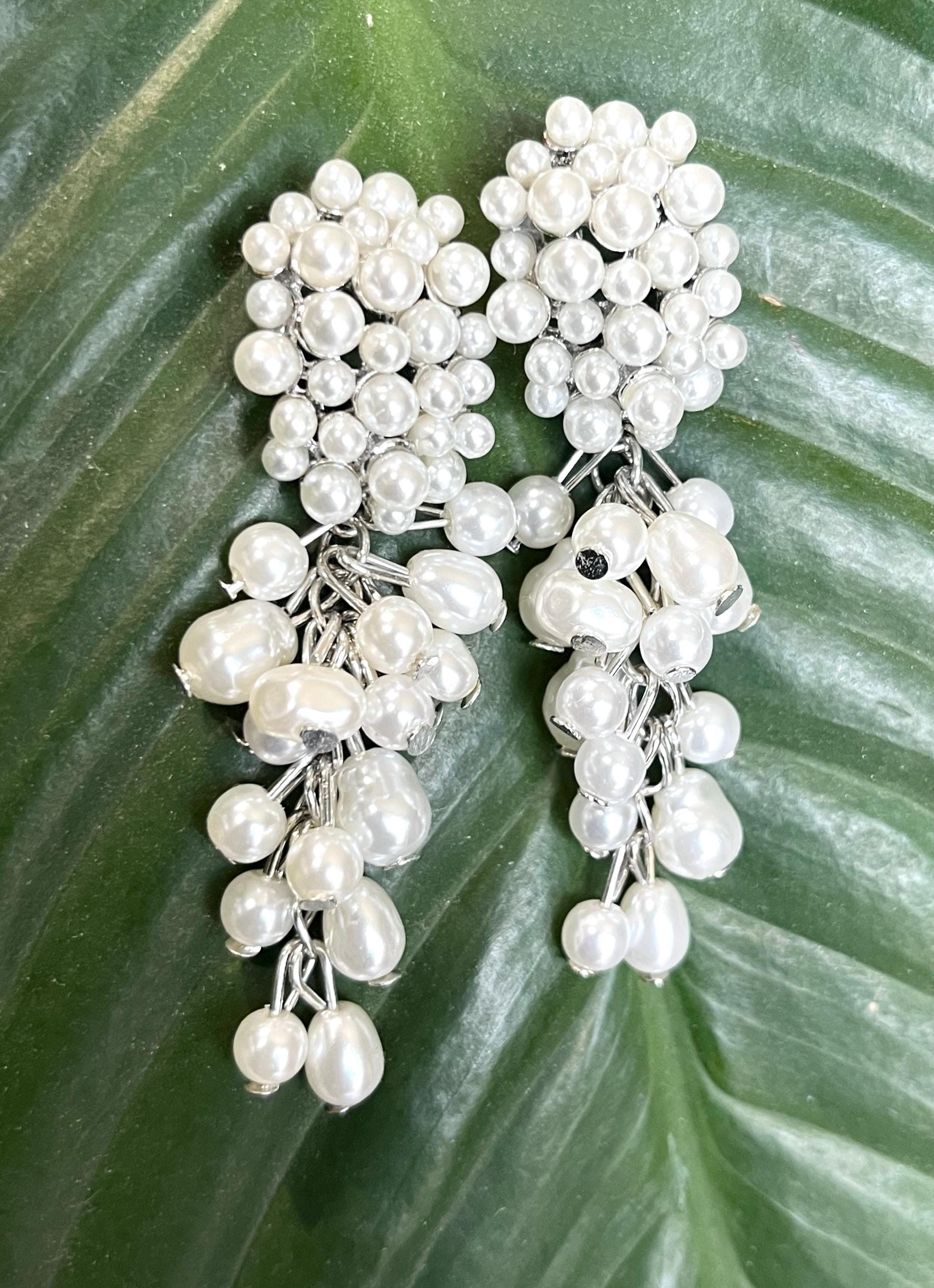Pearl Cluster Drop Earrings, Statement Pearl Dangle Earrings, Bridal Earrings, Wedding Jewelry, Elegant Pearl Fringe Earrings
