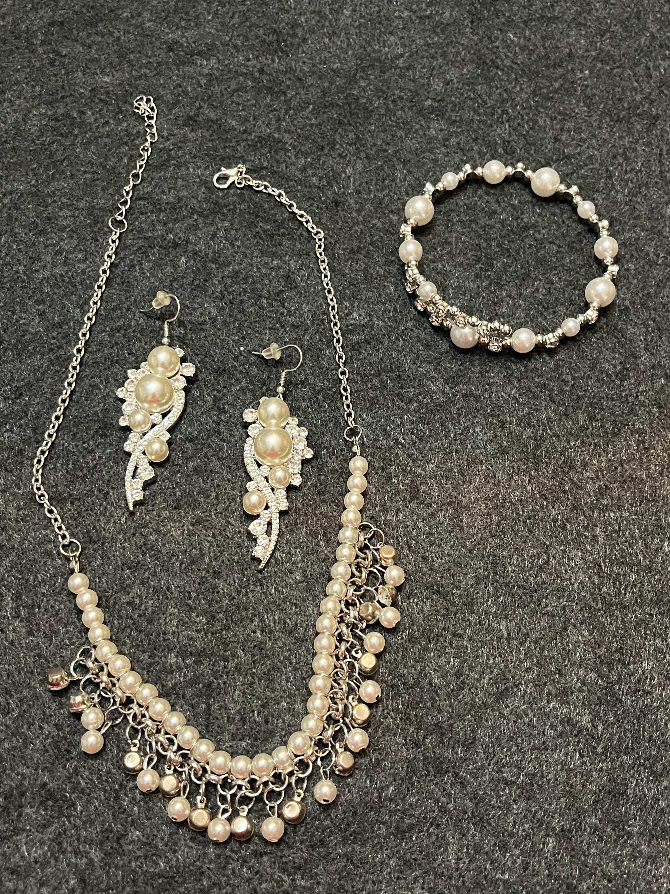 Pearl Bridal Jewelry Set, Necklace Earrings Bracelet, Rhinestone Elegant Wedding Accessory