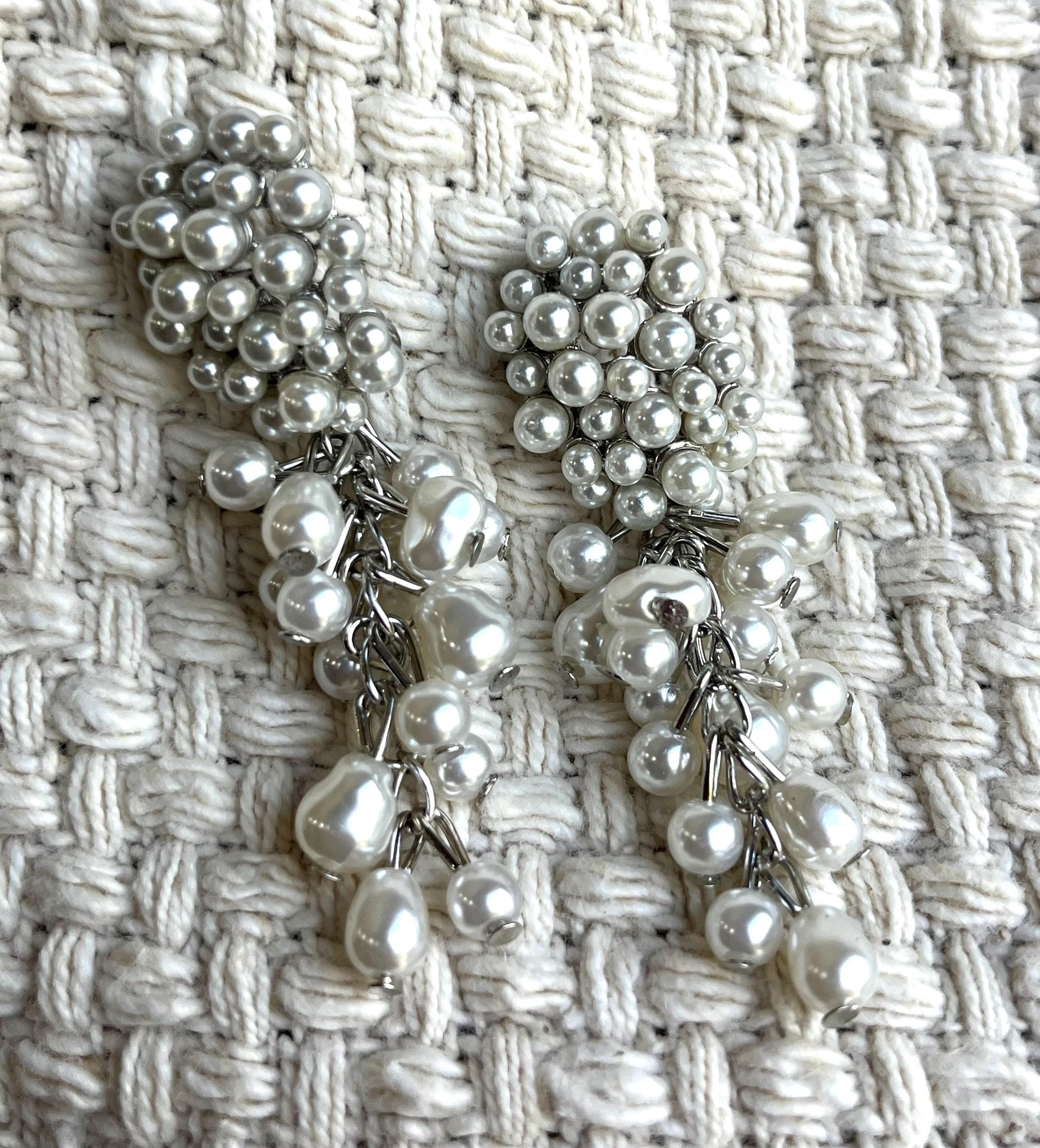 Pearl Cluster Drop Earrings, Statement Pearl Dangle Earrings, Bridal Earrings, Wedding Jewelry, Elegant Pearl Fringe Earrings